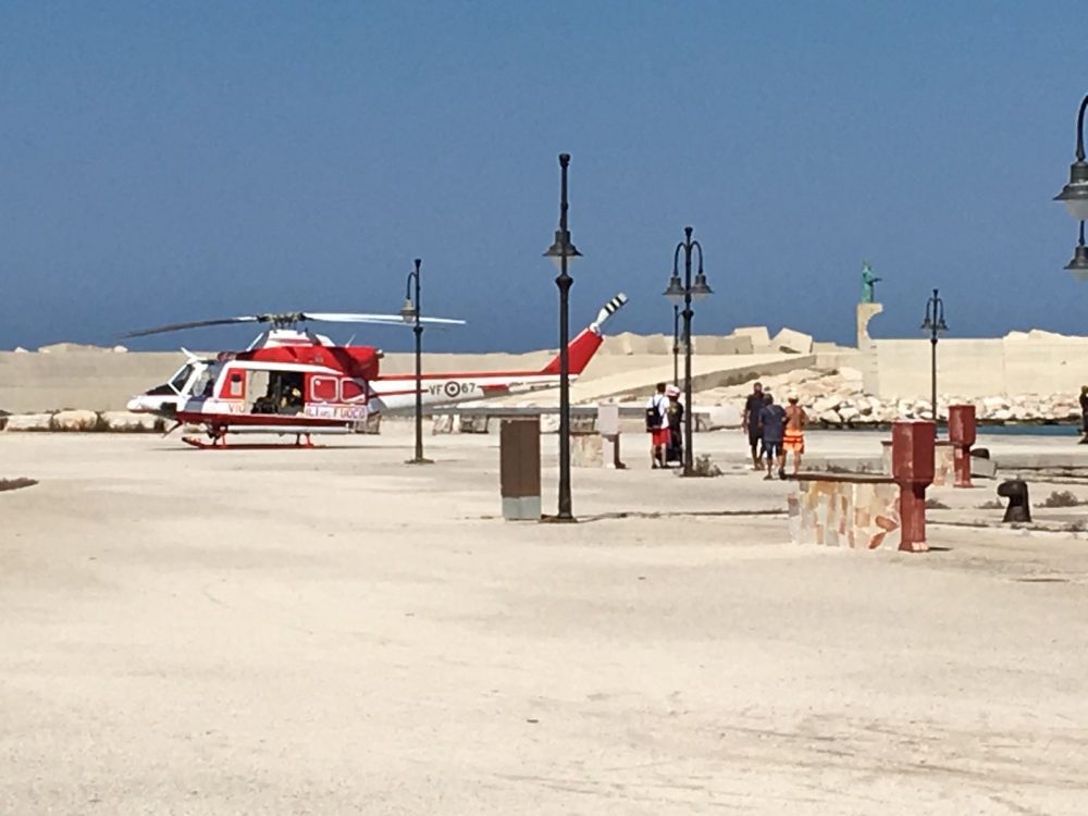 elicottero donna scomparsa stamattina in mare